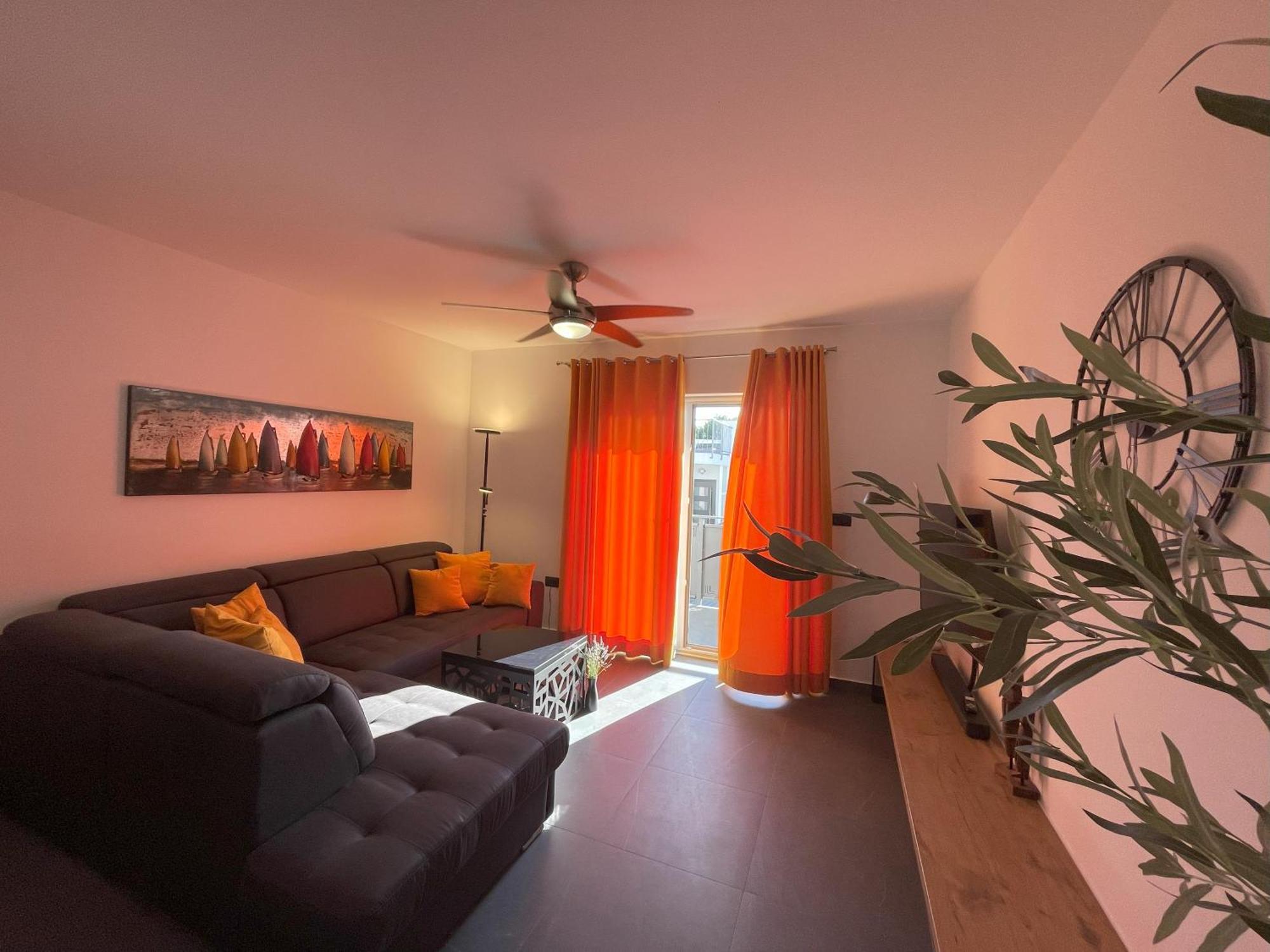 Valkane Beach Apartments Пула Екстериор снимка