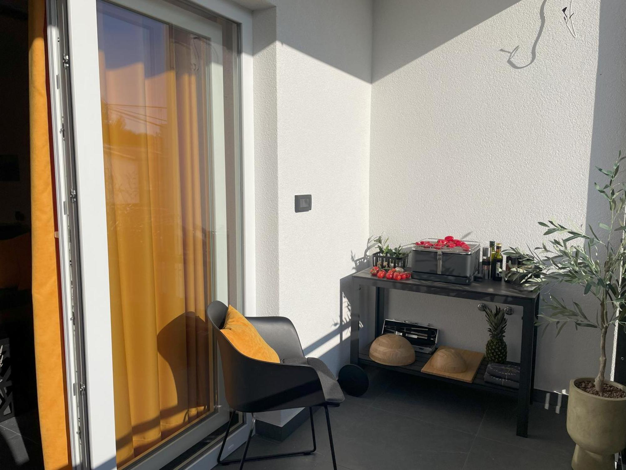Valkane Beach Apartments Пула Екстериор снимка