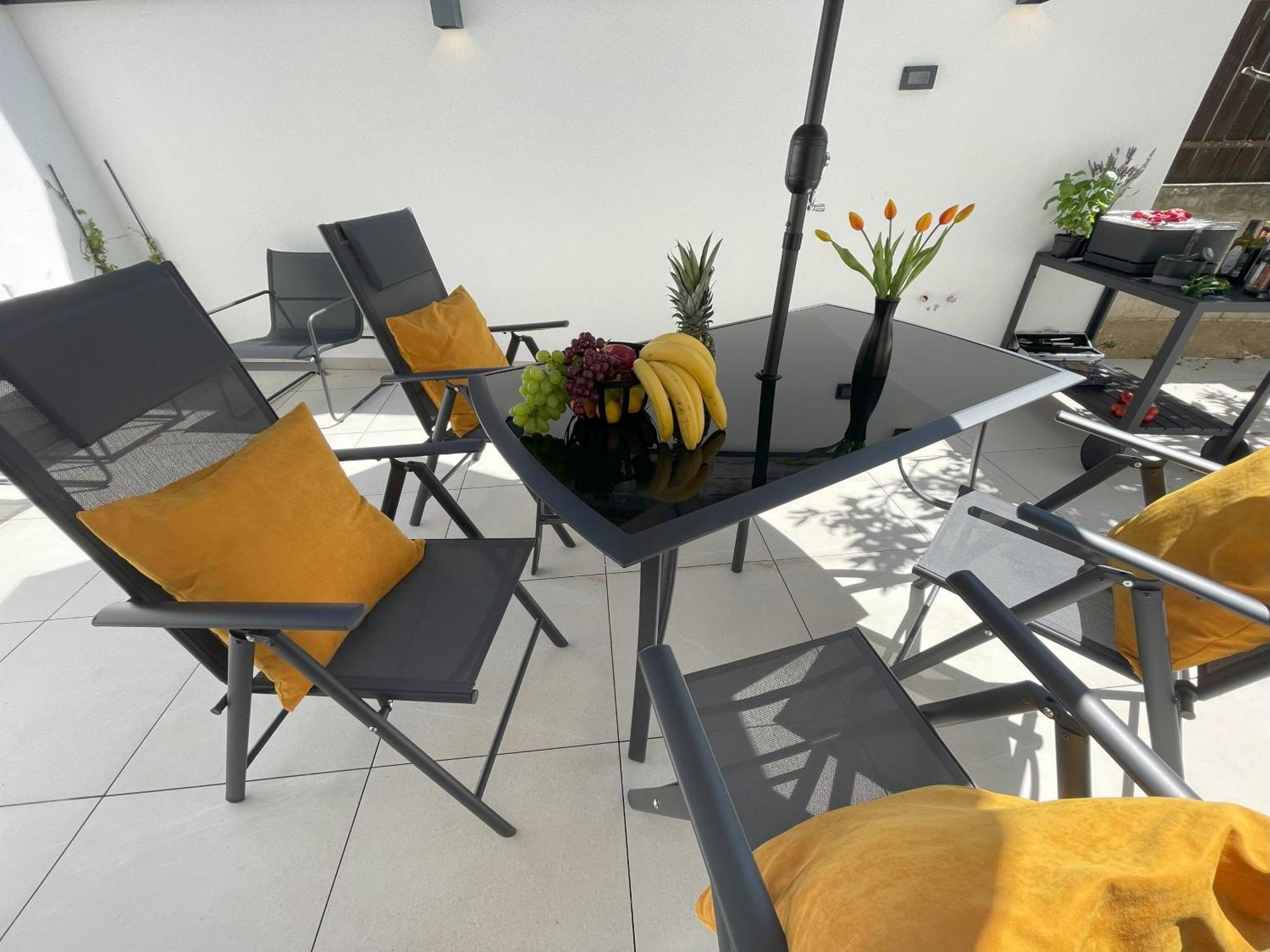 Valkane Beach Apartments Пула Екстериор снимка