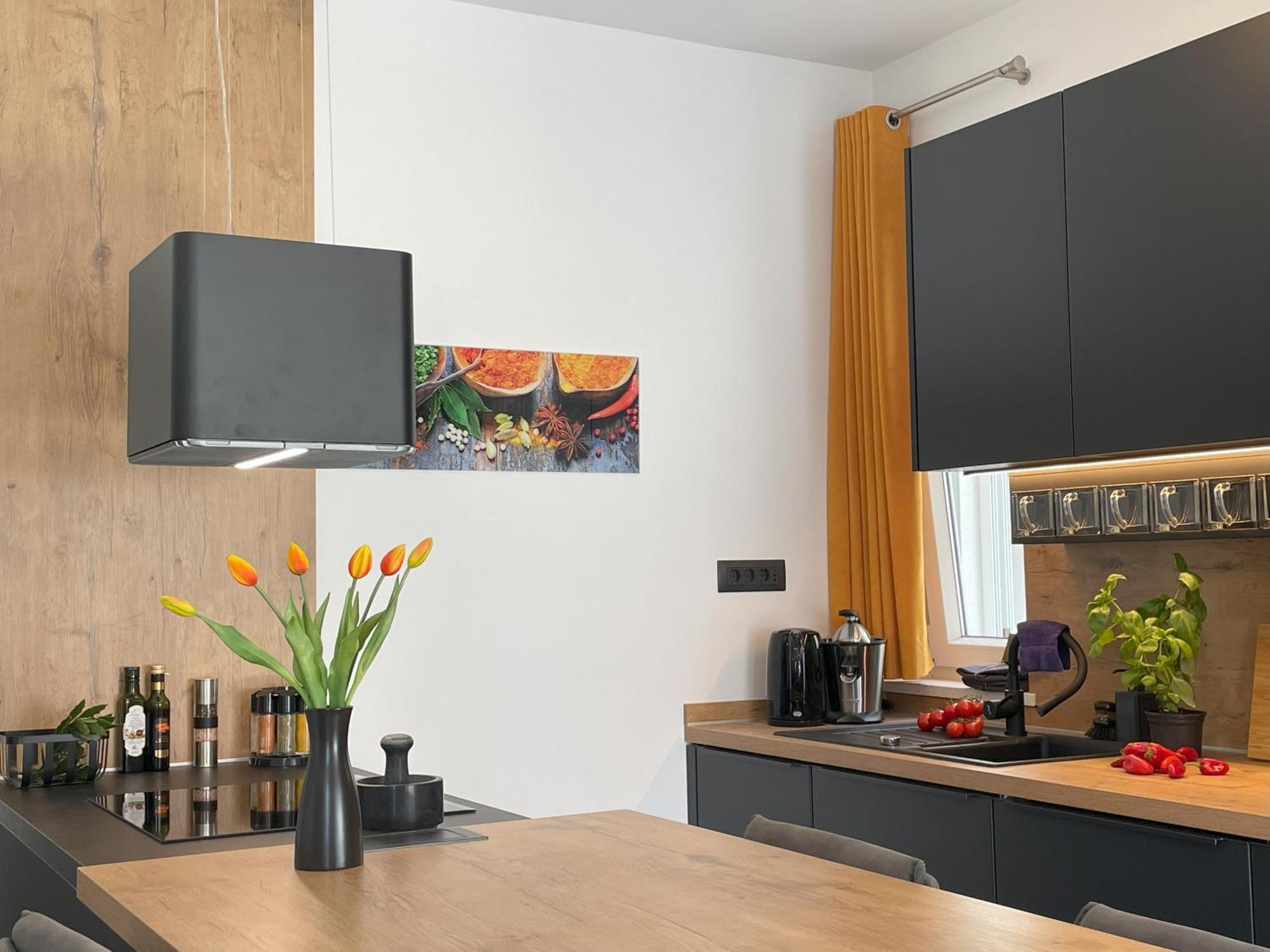 Valkane Beach Apartments Пула Екстериор снимка