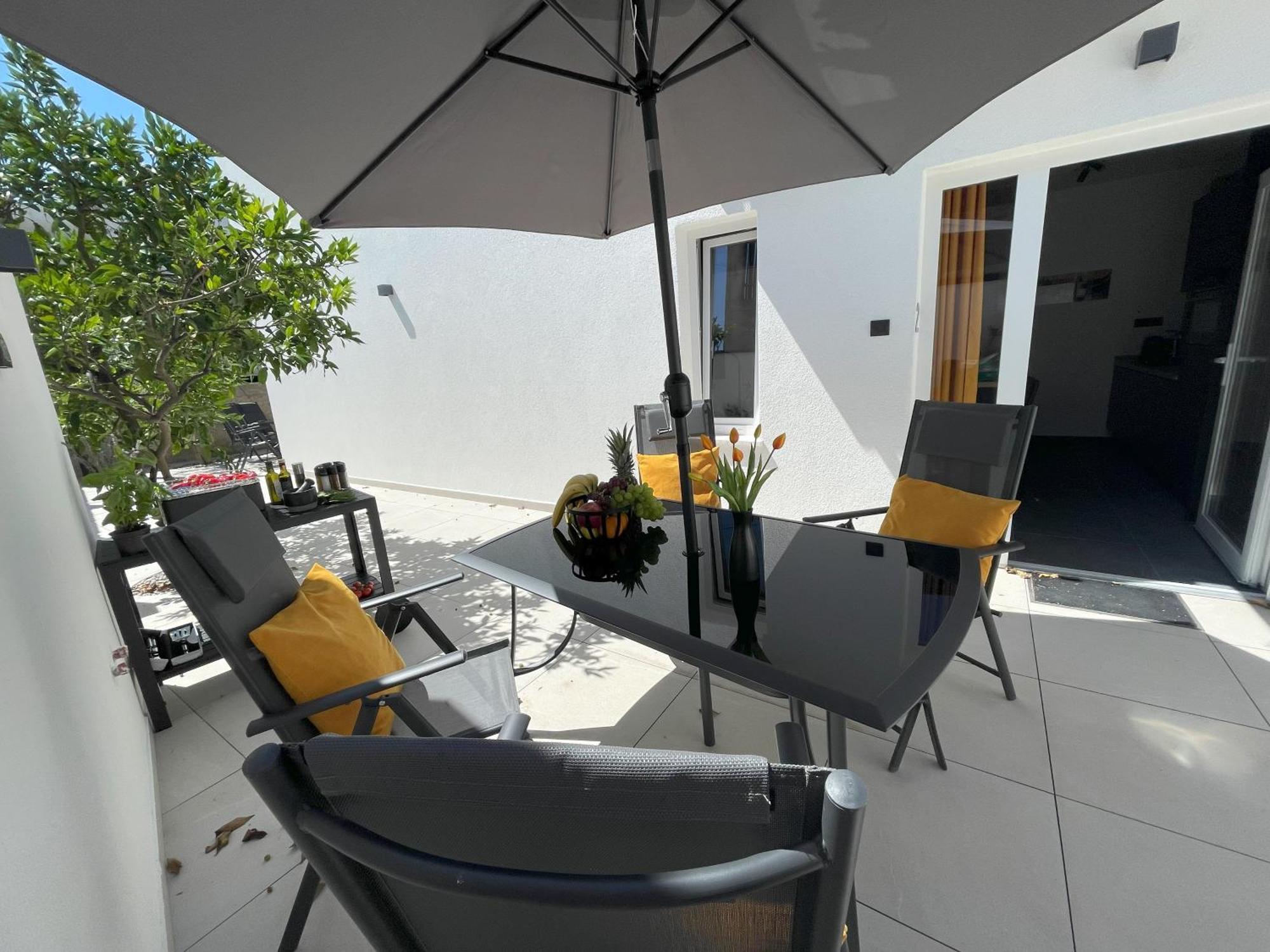 Valkane Beach Apartments Пула Екстериор снимка